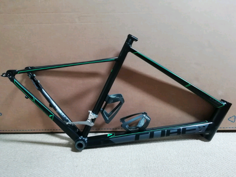 cube attain sl disc black green
